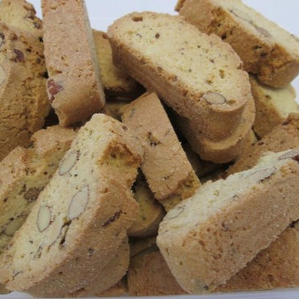 Indulge in La Dolce Vita Classic Italian Biscotti - 40 Oz Tub with 65 Delicious Cookies!